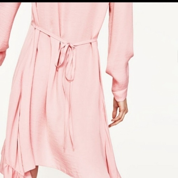 Barbie Core Zara Blogger Favorite Frilled Pink Midi Dress - Picture 3 of 11